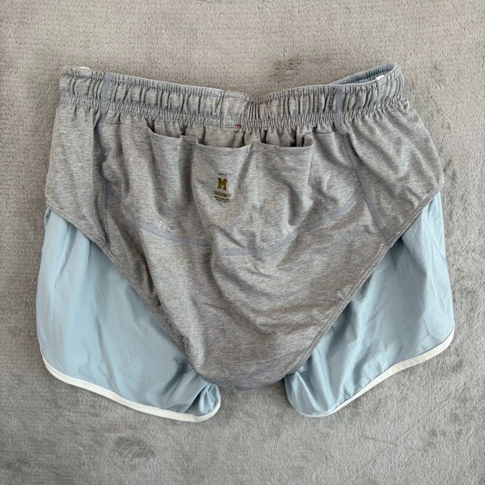 Tracksmith Twilight Split Shorts Men Medium Grey … - image 5